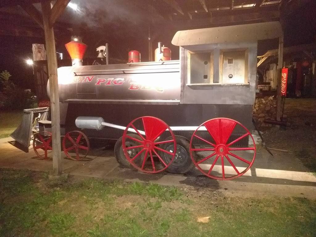 Iron Pig BBQ | restaurant | 121 Epps St, Jefferson, GA 30549, USA | 7062545622 OR +1 706-254-5622