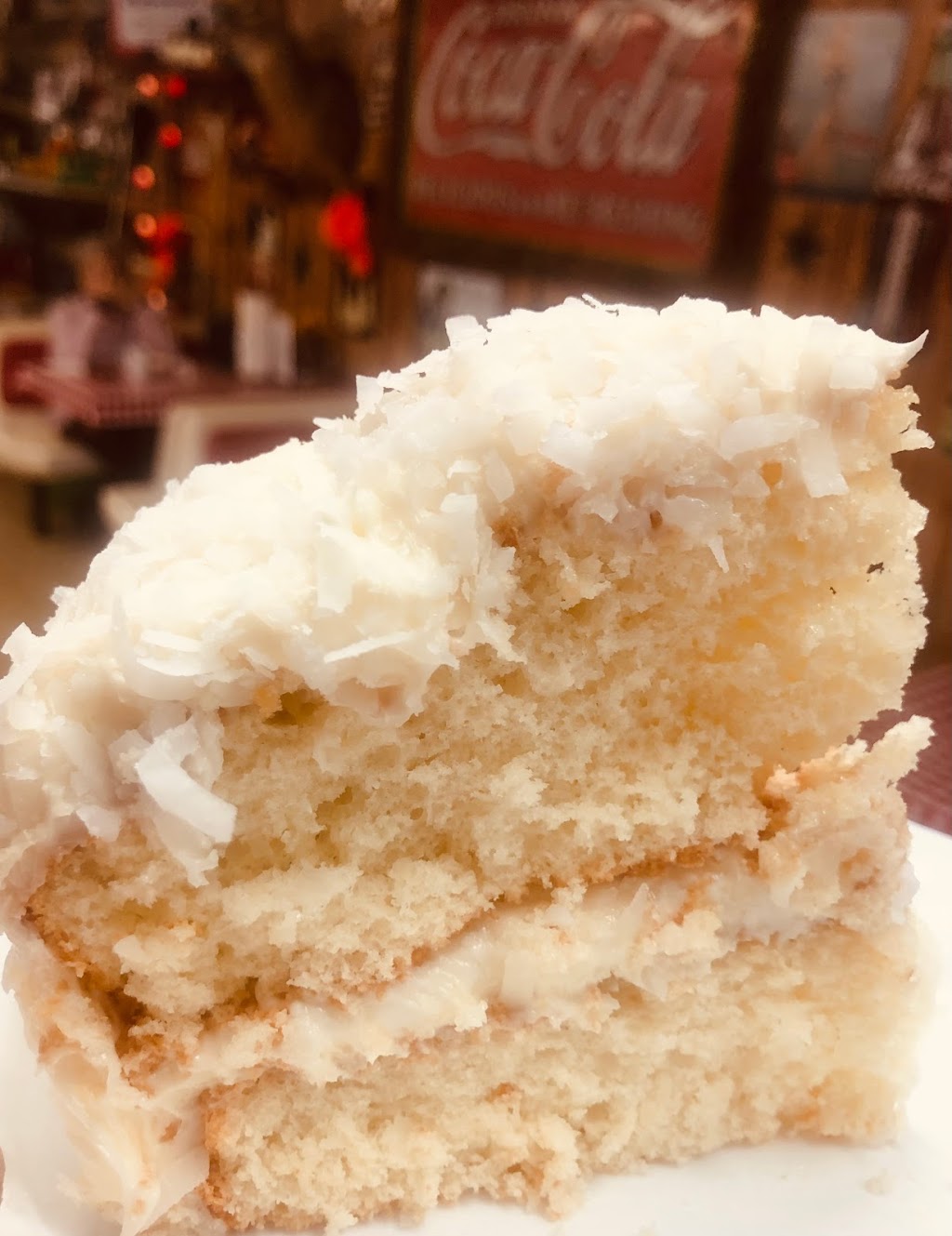 Chickasaw Country Store & Cafe | restaurant | 10550 TN-100, Henderson, TN 38340, USA | 7319893037 OR +1 731-989-3037