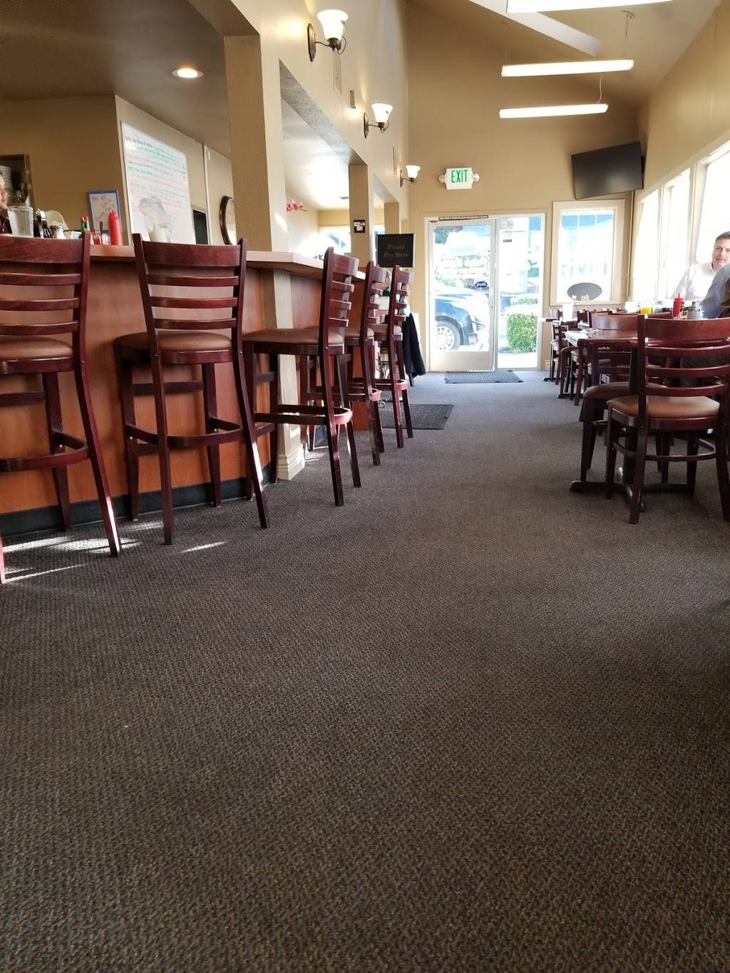 Pattys Eggnest Restaurant | restaurant | 8204 Mukilteo Speedway, Mukilteo, WA 98275, USA | 4257752535 OR +1 425-775-2535