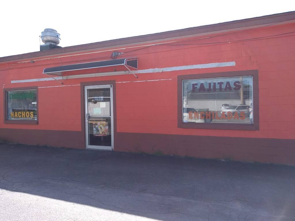 Taqueria El Comal | restaurant | 828 E Winona Ave, Warsaw, IN 46580, USA | 5742671501 OR +1 574-267-1501