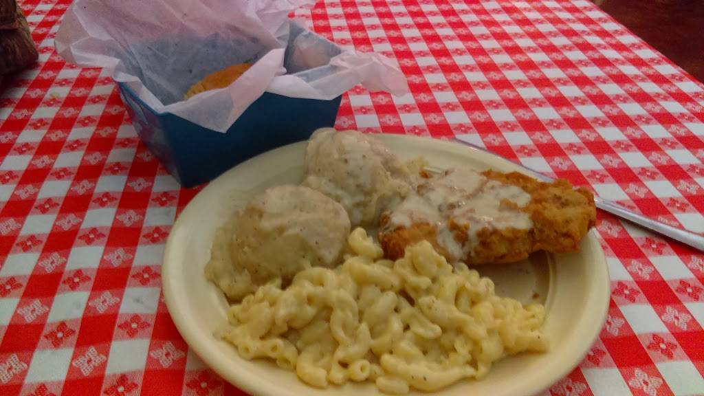 Sues Roost | restaurant | 103 Edgar St, Eustace, TX 75124, USA | 9034258008 OR +1 903-425-8008