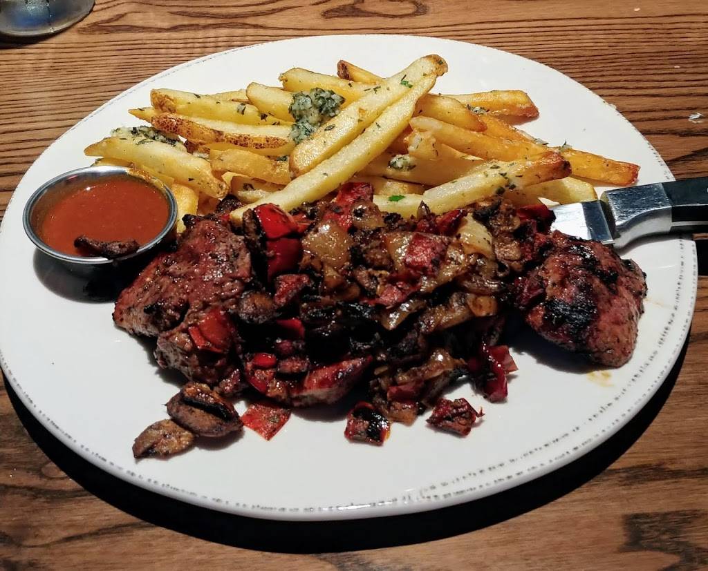 Red Heat Tavern | restaurant | 227 Turnpike Rd, Westborough, MA 01581, USA | 5083291795 OR +1 508-329-1795