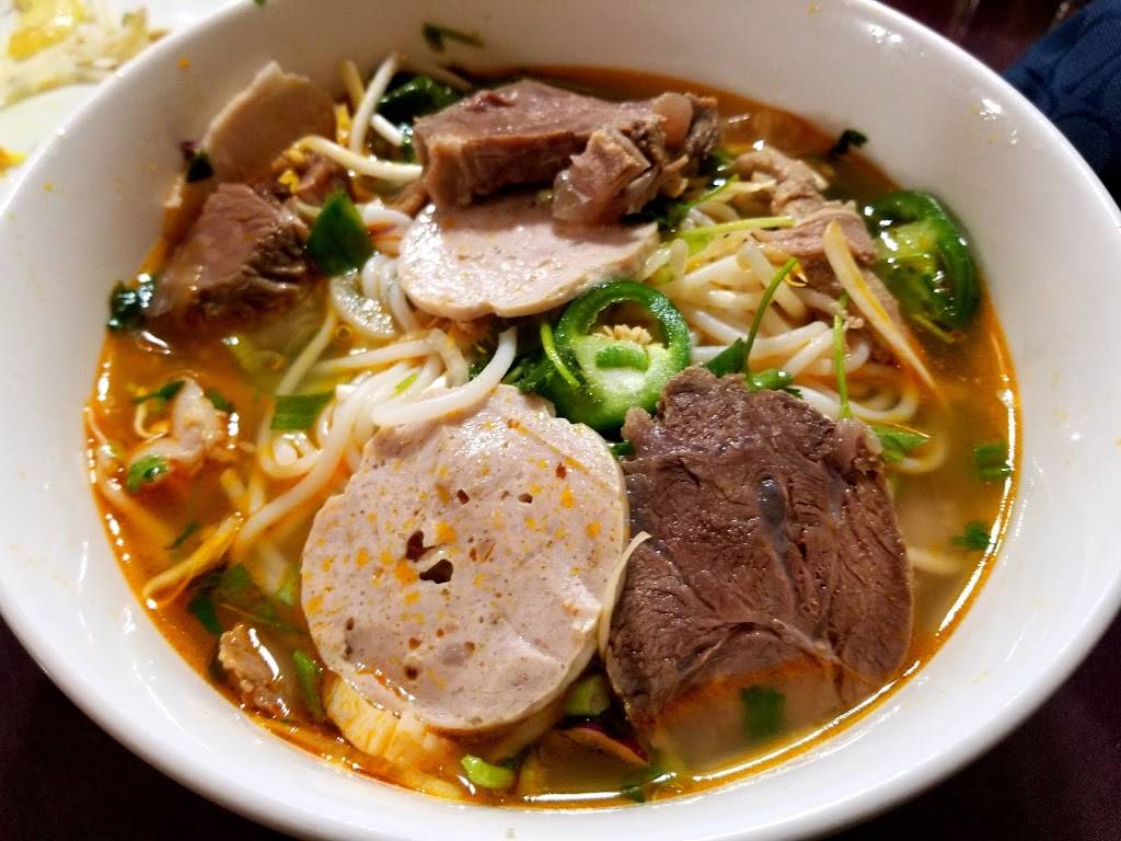 Little Saigon Restaurant | restaurant | 7016 N 57th Ave, Glendale, AZ 85301, USA | 6239396136 OR +1 623-939-6136