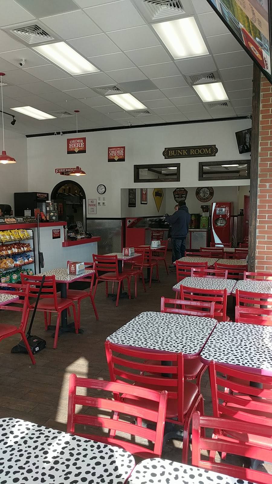 Firehouse Subs Englewood Gateway Center | meal delivery | 1092 S Main St, Englewood, OH 45322, USA | 9377710806 OR +1 937-771-0806