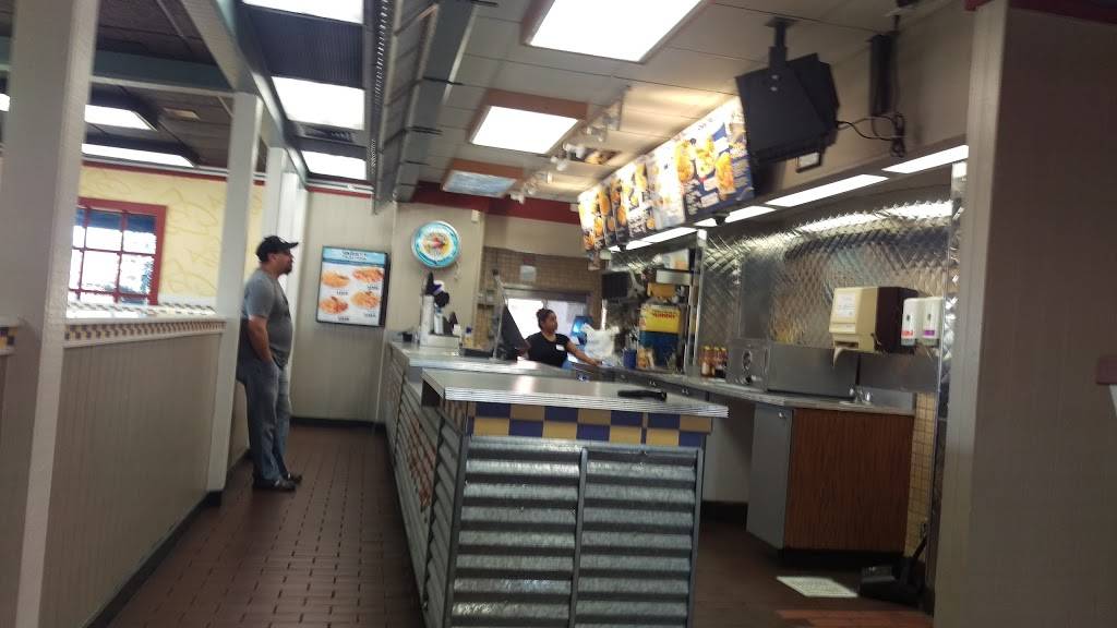 Long John Silvers | restaurant | 1049 3rd Ave, Chula Vista, CA 91911, USA | 6194206328 OR +1 619-420-6328