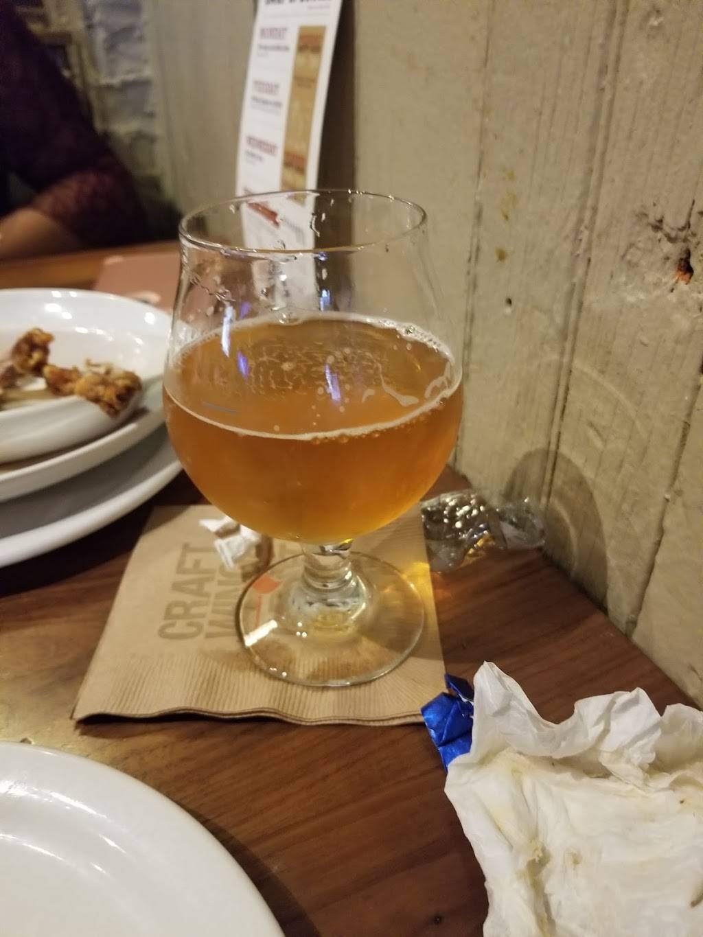 Buffalo Wing Factory | restaurant | 13067 Lee Jackson Memorial Hwy, Fairfax, VA 22033, USA | 7032630202 OR +1 703-263-0202