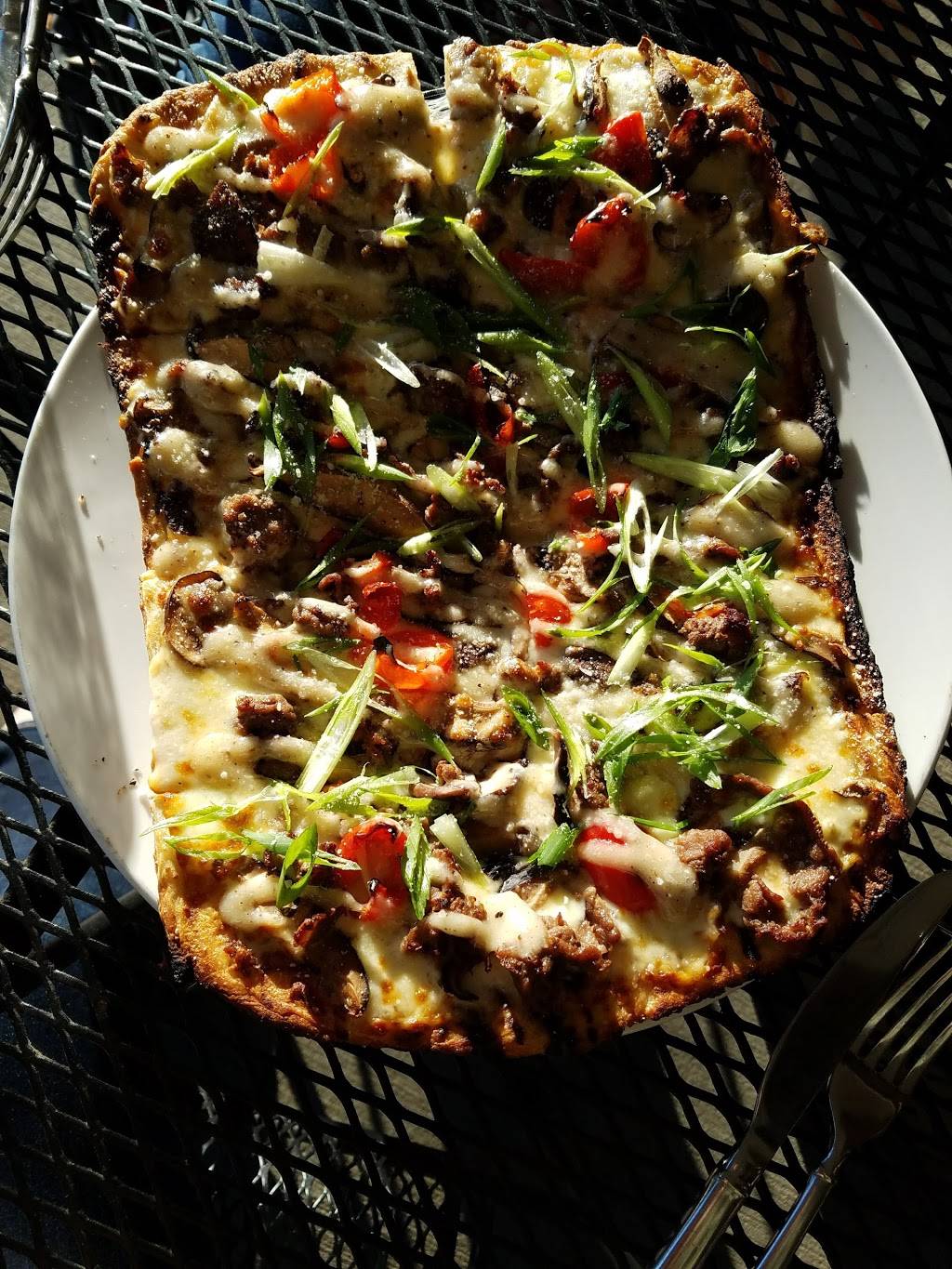 Avenue N | restaurant | 20 Newman Ave, Rumford, RI 02916, USA | 4012702836 OR +1 401-270-2836