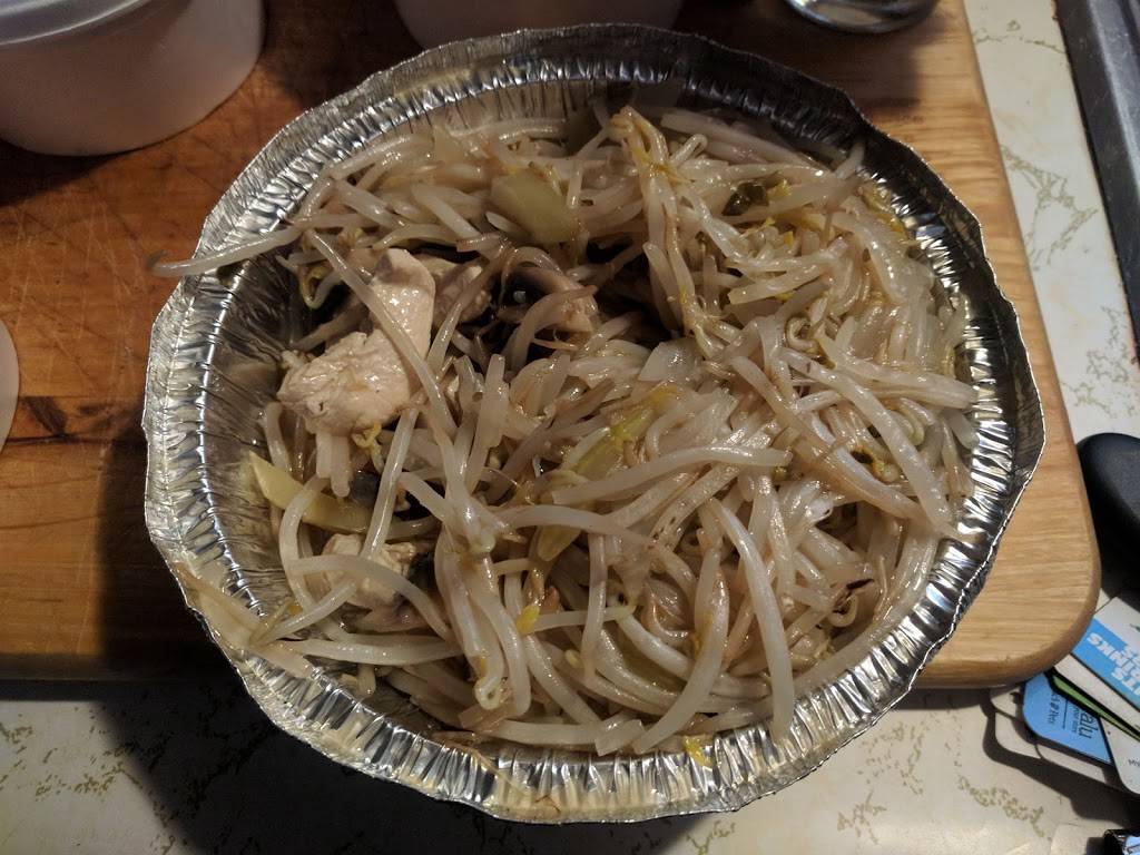 Jade Garden Restaurant & Tavern | restaurant | 409 McNaughton Ave W, Chatham, ON N7L 4K4, Canada | 5193513537 OR +1 519-351-3537