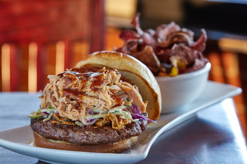 Cameron Bar & Grill | restaurant | 2018 Clark Ave, Raleigh, NC 27605, USA | 9197552231 OR +1 919-755-2231