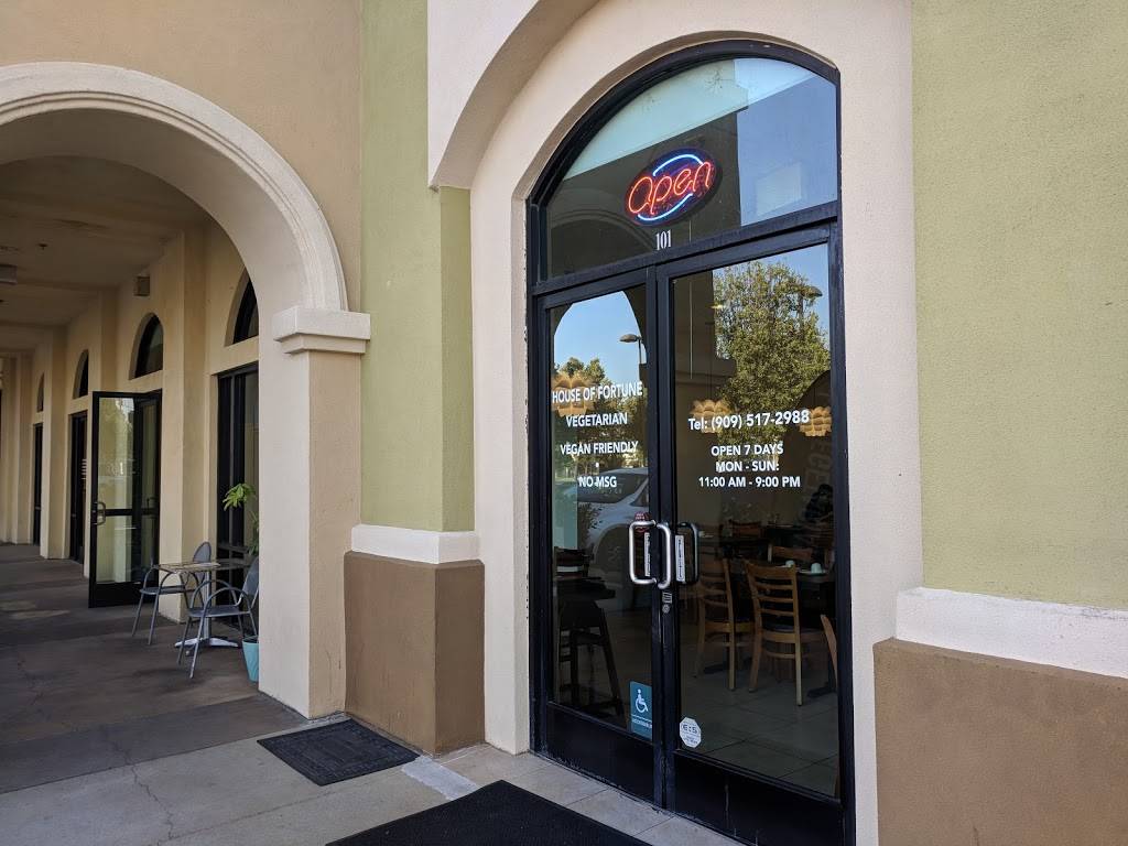 House of Fortune Vegetarian 福缘素食 | restaurant | ste 101, 13788, Roswell Ave, Chino, CA 91710, USA | 9095172988 OR +1 909-517-2988