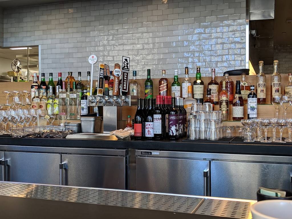 Brown Sugar Kitchen | restaurant | 2295 Broadway, Oakland, CA 94612, USA | 5108397685 OR +1 510-839-7685