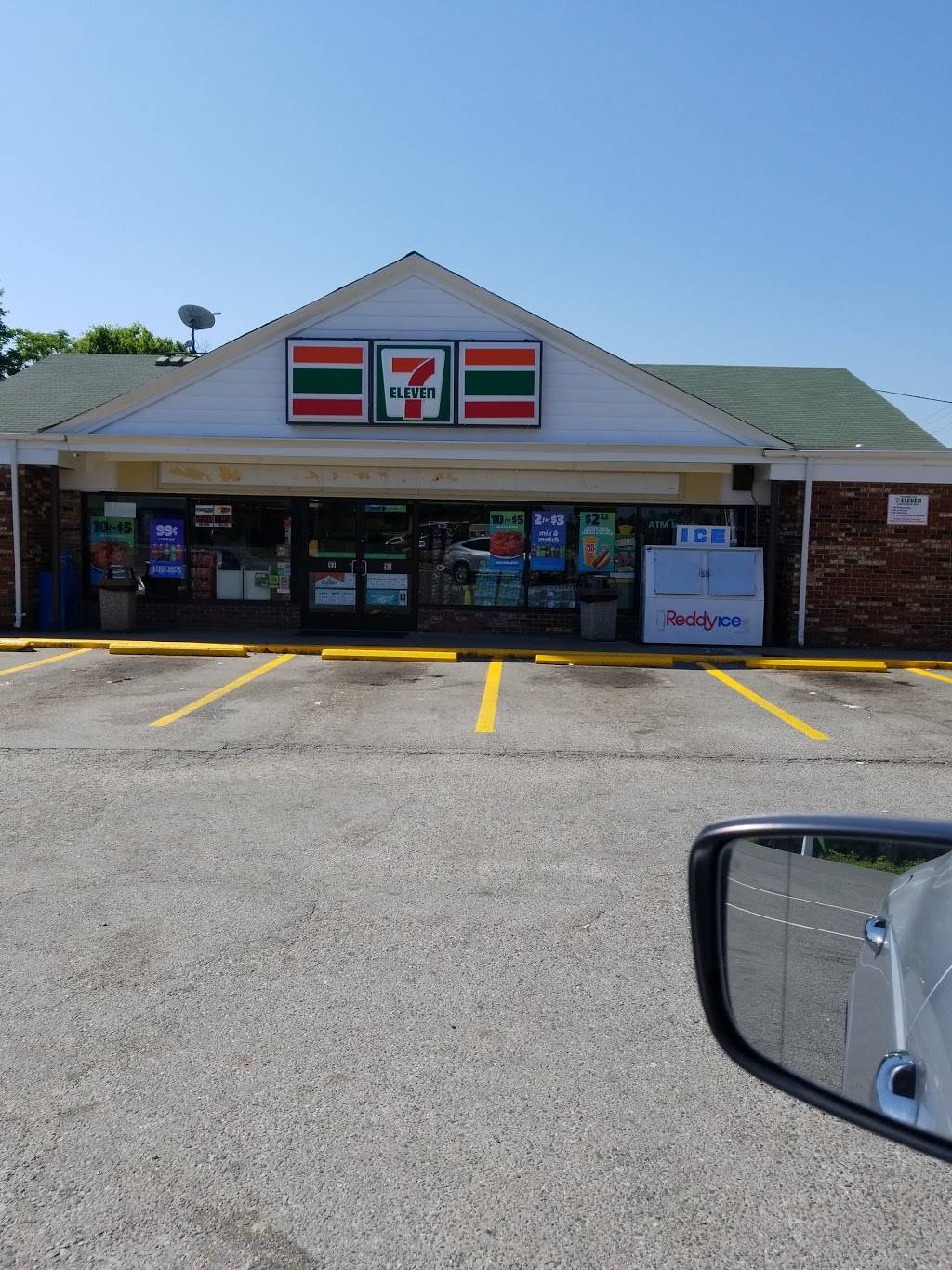 7-Eleven - Closed | bakery | 1125 New Market Rd, Richmond, VA 23231, USA | 8042226096 OR +1 804-222-6096