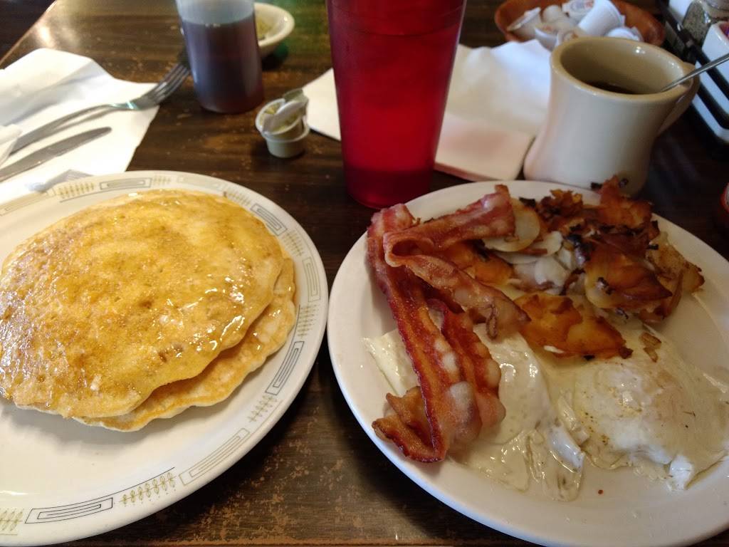 Bevs Restaurant | restaurant | 1303 S 25th St, Terre Haute, IN 47803, USA | 8122325131 OR +1 812-232-5131