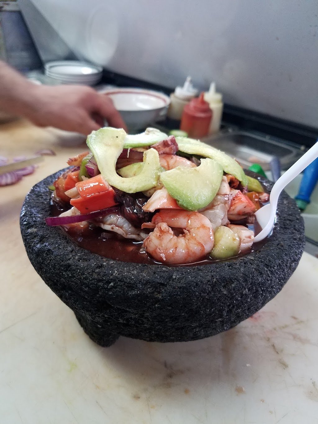 Mariscos Güero | restaurant | 2440 W 8th St, Yuma, AZ 85364, USA | 9282712331 OR +1 928-271-2331