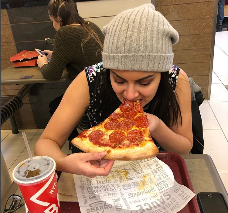 Sbarro | restaurant | 22500 Town Cir, Moreno Valley, CA 92553, USA | 9516566370 OR +1 951-656-6370