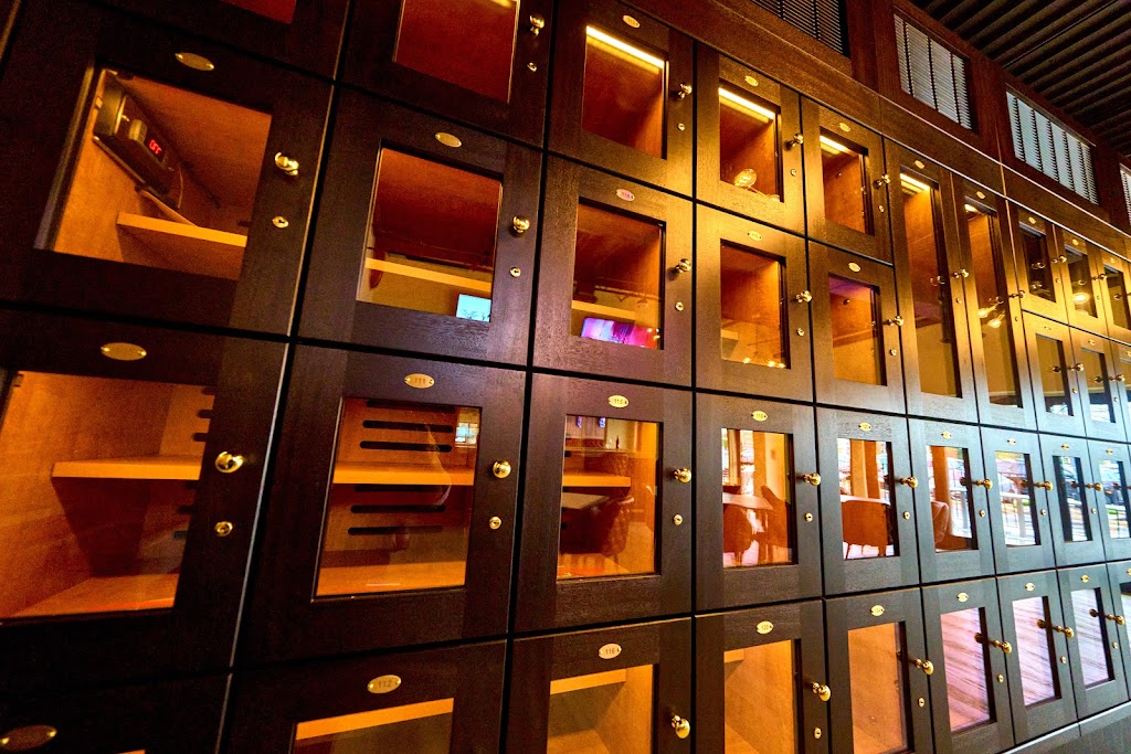 Jonny Cabs | restaurant | 212 Burr Ridge Pkwy, Burr Ridge, IL 60527, USA | 6304682125 OR +1 630-468-2125