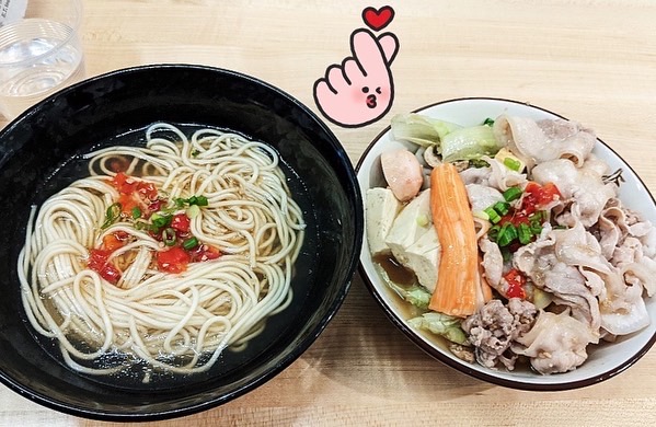 Capsule Cafe | restaurant | 4507 The Ave, Seattle, WA 98105, USA | 2065357458 OR +1 206-535-7458