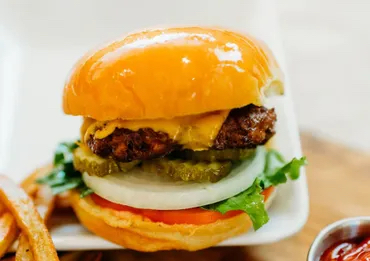 Kobe Club Burgers Seymour | restaurant | 37 Enterprise Dr, Seymour, MO 65746, USA | 4179352589 OR +1 417-935-2589