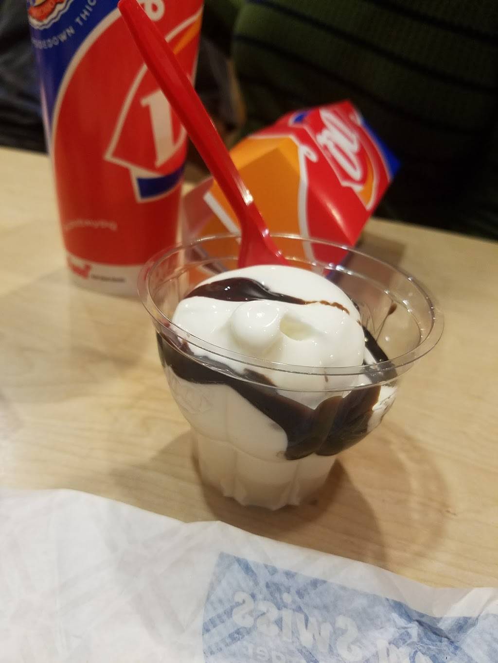 Dairy Queen Grill & Chill | restaurant | 910 W Government St, Brandon, MS 39042, USA | 6018258655 OR +1 601-825-8655