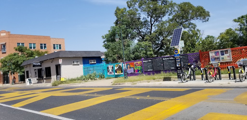 Historic Victory Grill | restaurant | 1104 E 11th St, Austin, TX 78702, USA | 5124013515 OR +1 512-401-3515