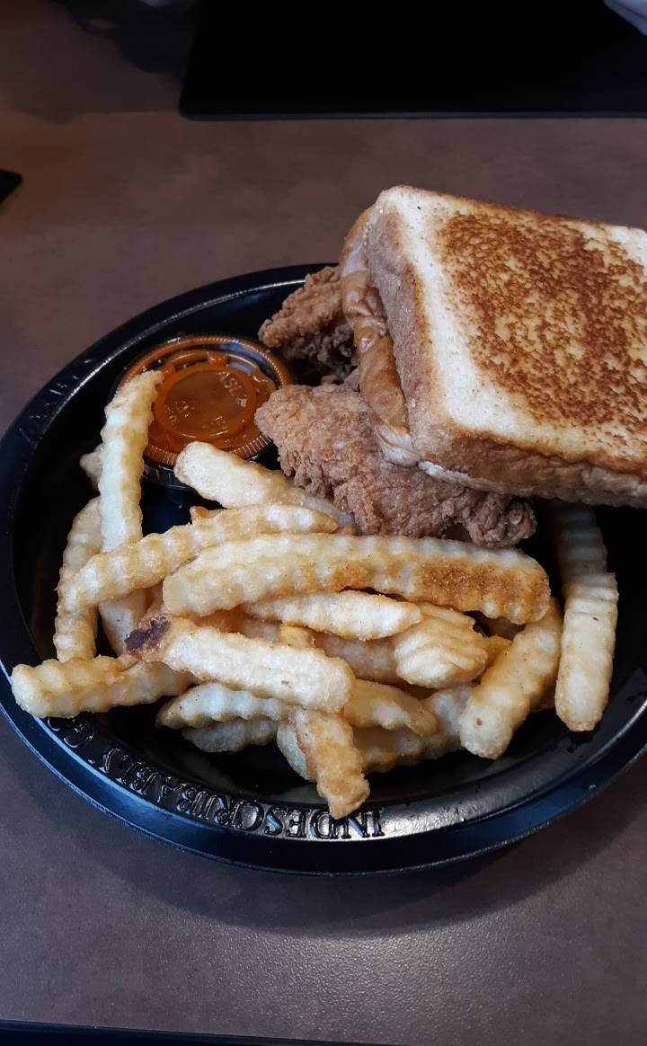 Zaxbys Chicken Fingers & Buffalo Wings | restaurant | 511 N Chancery St, McMinnville, TN 37110, USA | 9314743939 OR +1 931-474-3939