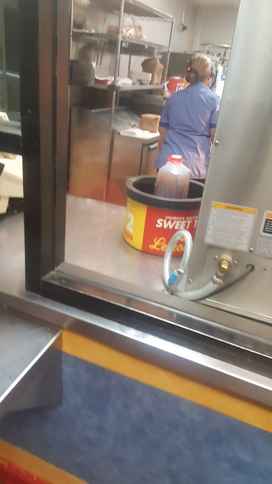 Churchs Chicken | restaurant | 5325 S Figueroa St, Los Angeles, CA 90037, USA | 3232325374 OR +1 323-232-5374