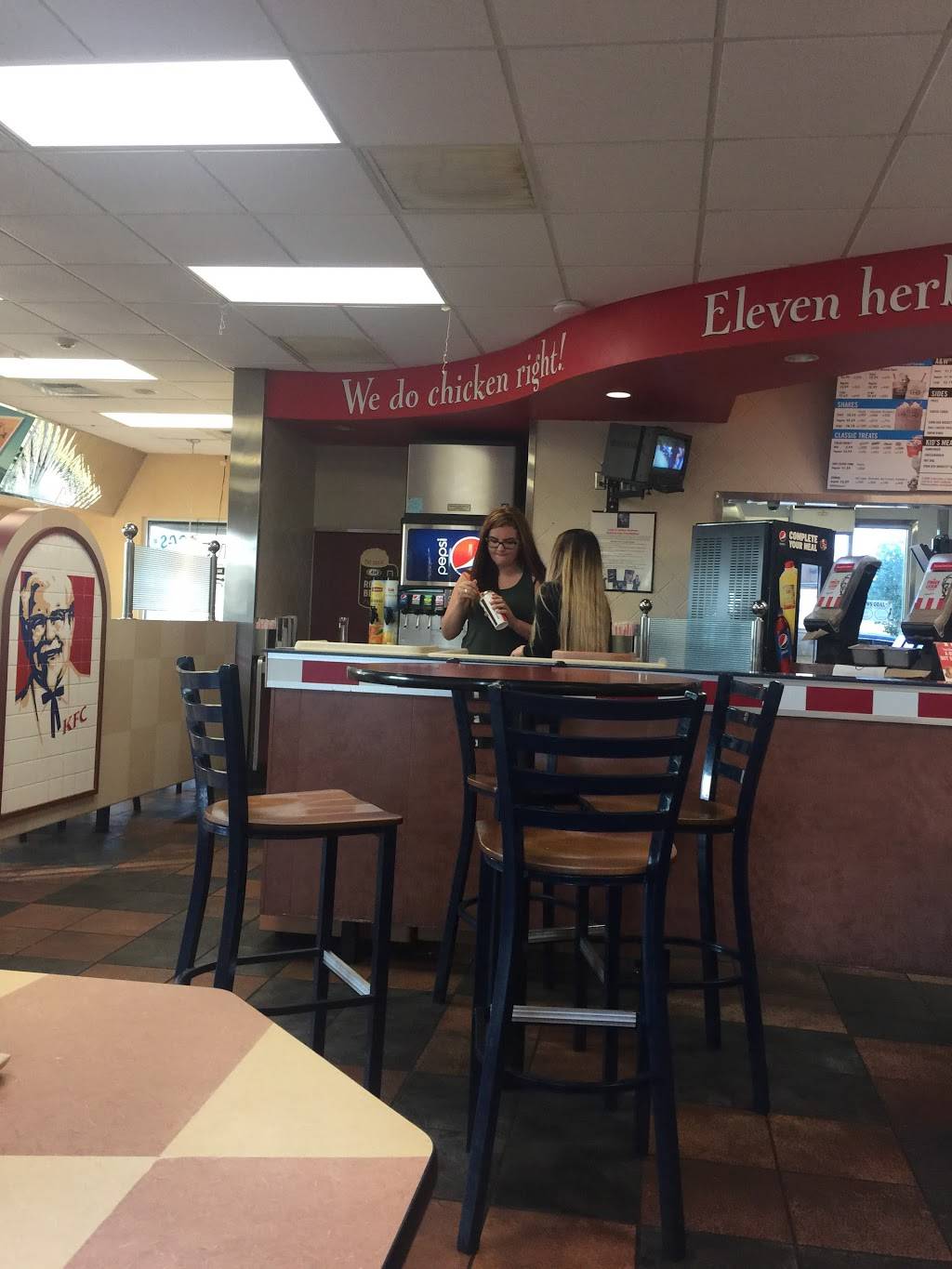 KFC | restaurant | 2535 Iron Point Rd, Folsom, CA 95630, USA | 9169833883 OR +1 916-983-3883