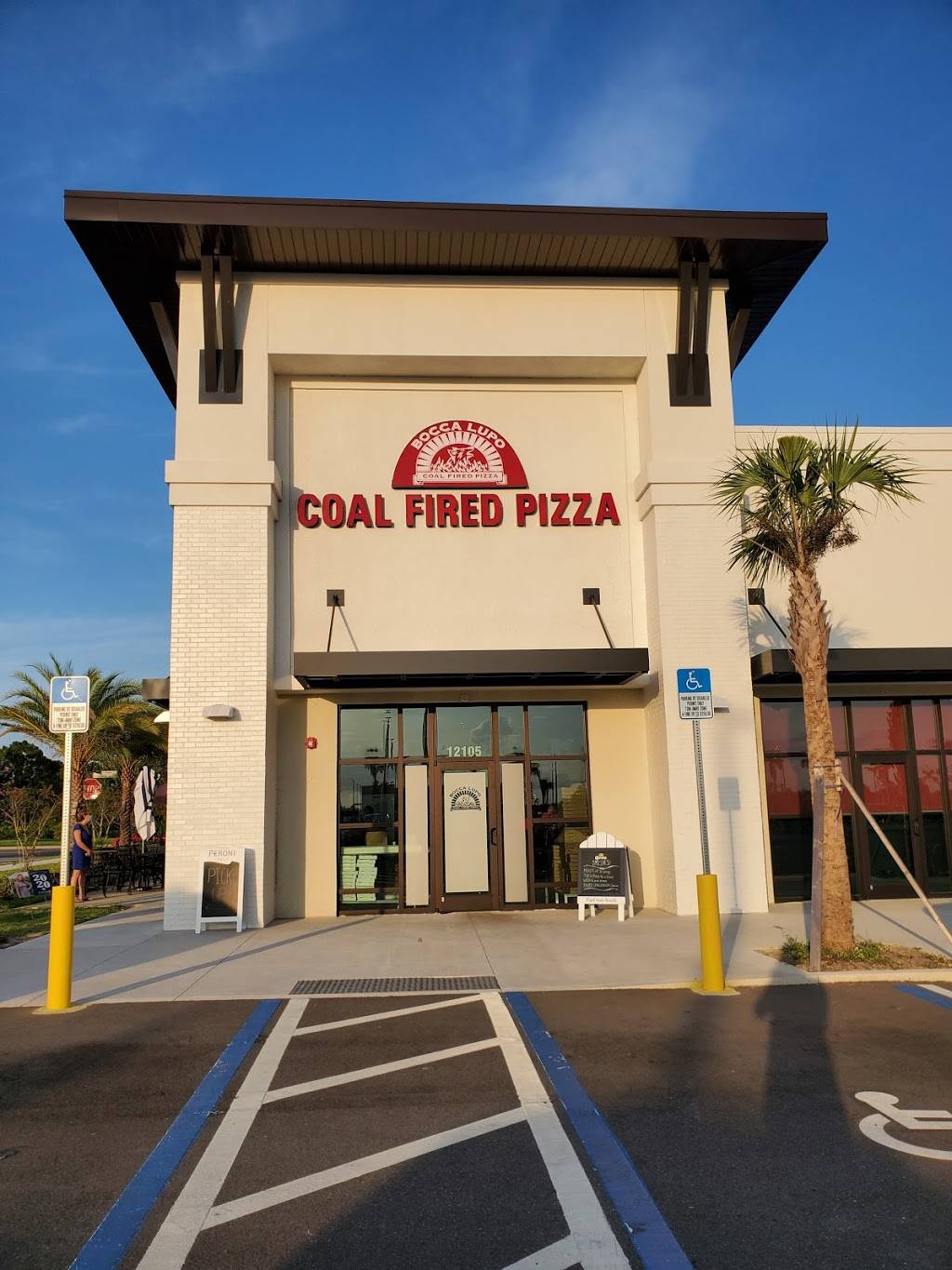 Bocca Lupo Coal Fired Pizza West Villages | restaurant | 12150 Mercado Dr, North Port, FL 34293, USA | 9416769653 OR +1 941-676-9653