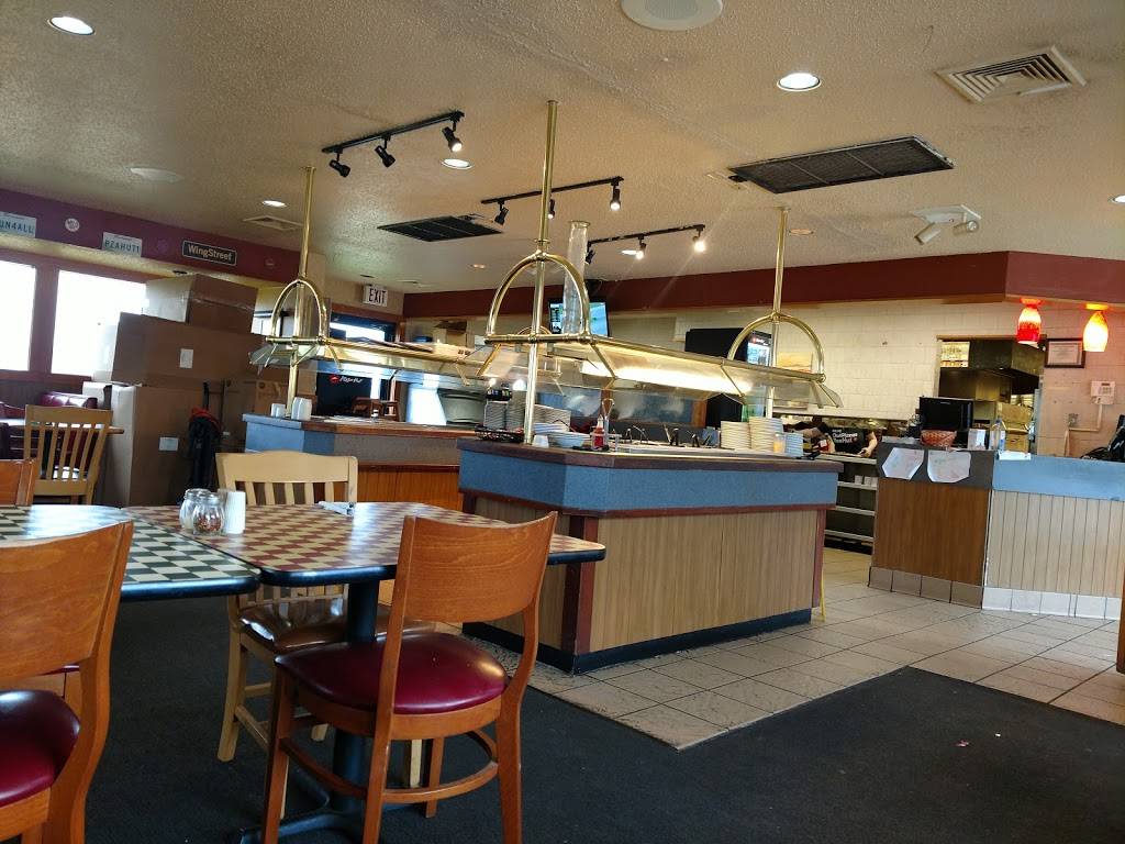 Pizza Hut | meal takeaway | 550 E Main St, Hohenwald, TN 38462, USA | 9317962500 OR +1 931-796-2500