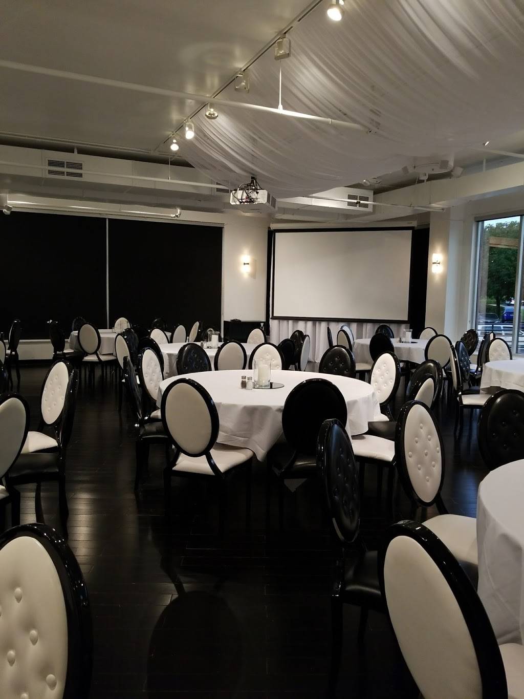 Grand Street Cafe | restaurant | 4740 Grand Ave, Kansas City, MO 64112, USA | 8165618000 OR +1 816-561-8000