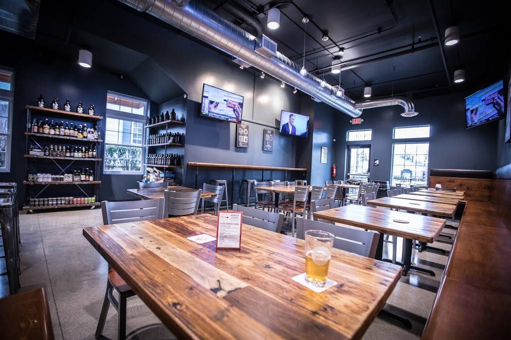 Porch Growler | restaurant | 890 High Street Suite C Suite C, Worthington, OH 43085, USA | 6145957522 OR +1 614-595-7522