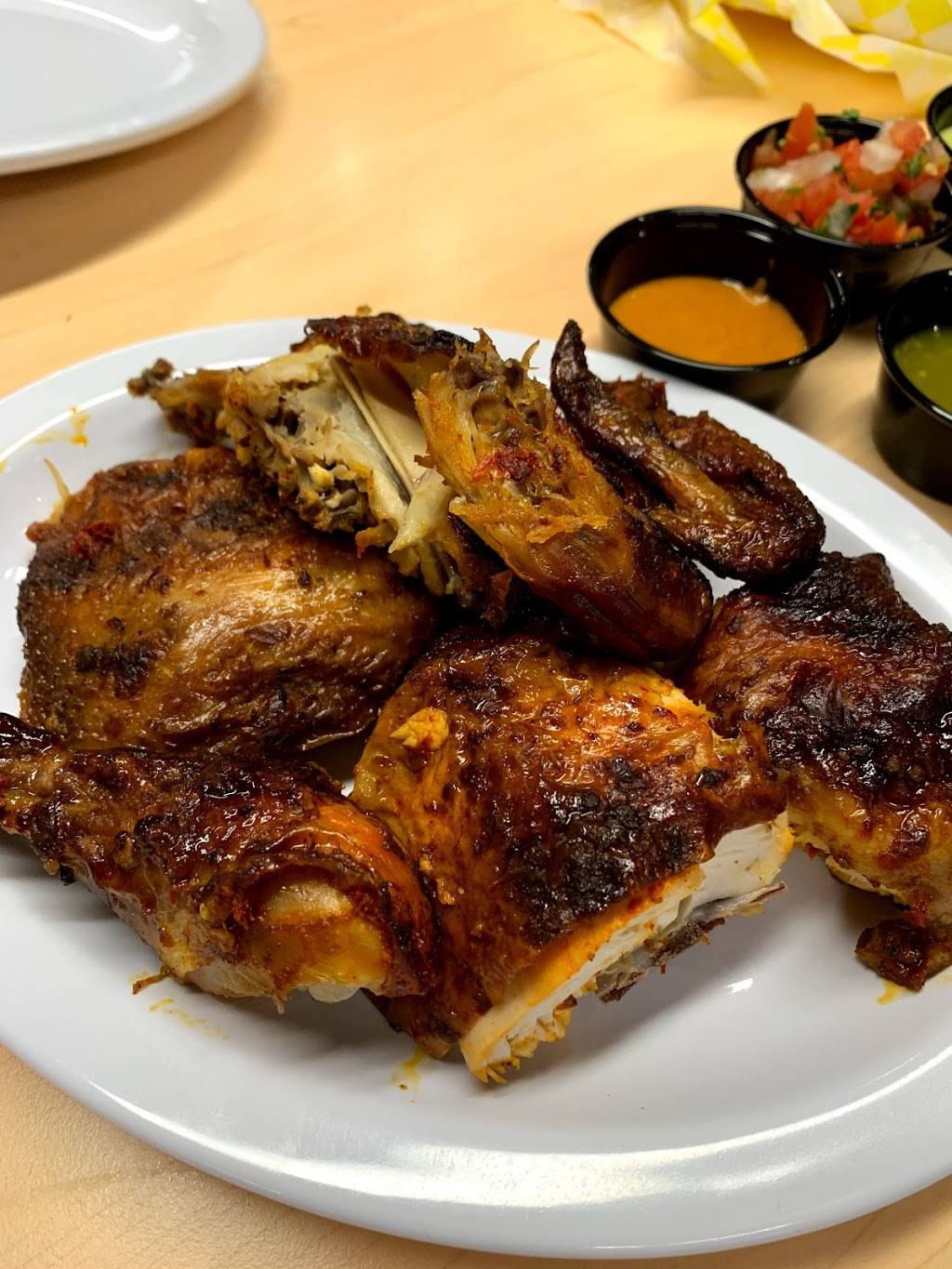 El Pollo Tote Mexican Grill | restaurant | 5007 Grover St, Omaha, NE 68106, USA | 4029138146 OR +1 402-913-8146