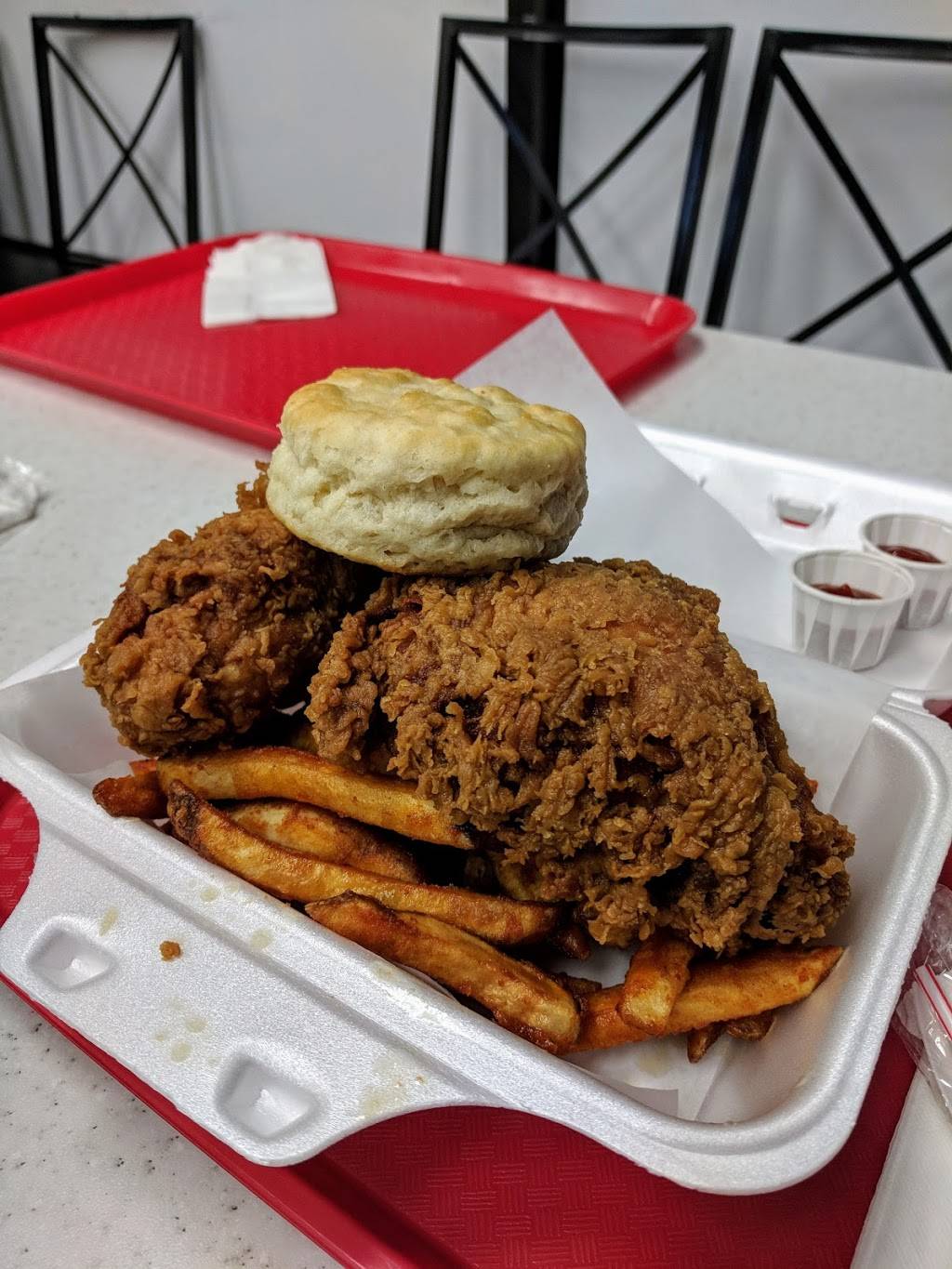 Holy Chicken | restaurant | 1028 Danforth Ave, Toronto, ON M4J 1M2, Canada | 4164694659 OR +1 416-469-4659