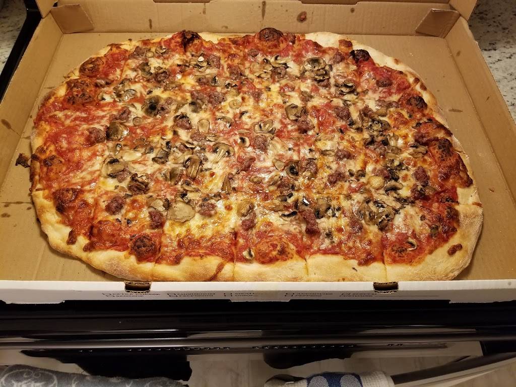 Luigis Pizza | restaurant | 809 Maple Rd, Longmeadow, MA 01106, USA | 4135672200 OR +1 413-567-2200