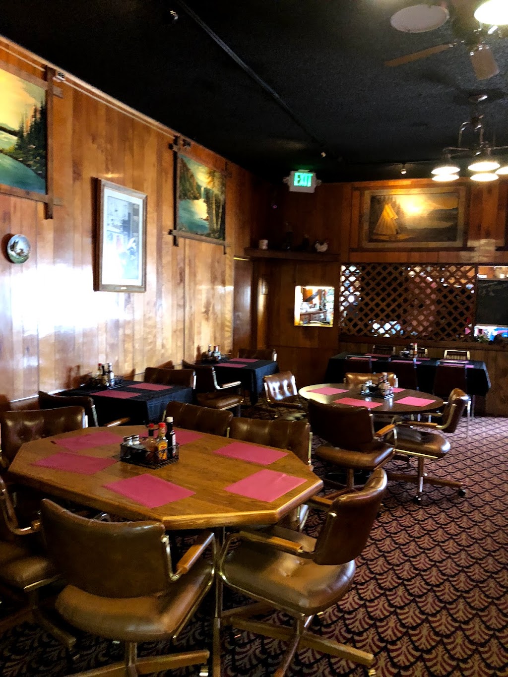 Old Western Saloon, Steakhouse & Liquor Store | restaurant | 103 N Yellowstone Hwy, Glendo, WY 82213, USA | 3077354451 OR +1 307-735-4451