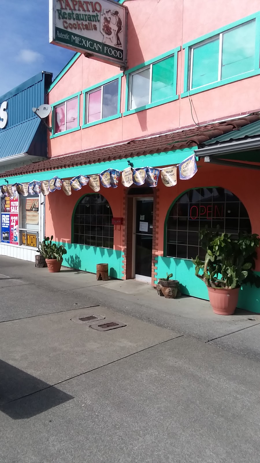 El Tapatio | restaurant | 64 OR-42, Coquille, OR 97423, USA | 5413965493 OR +1 541-396-5493