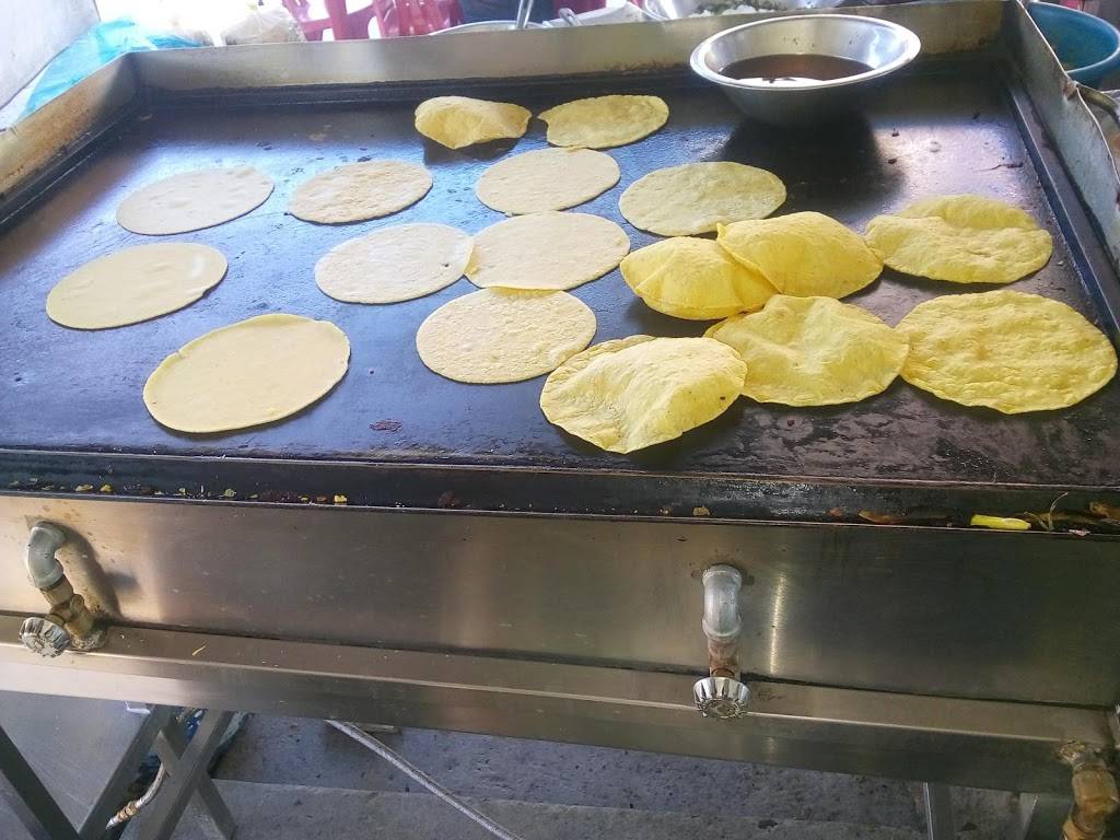 Tacos El Paisa | restaurant | Hacienda Las Delicias, 22163 B.C., Mexico | 016646140591 OR +52 664 614 0591