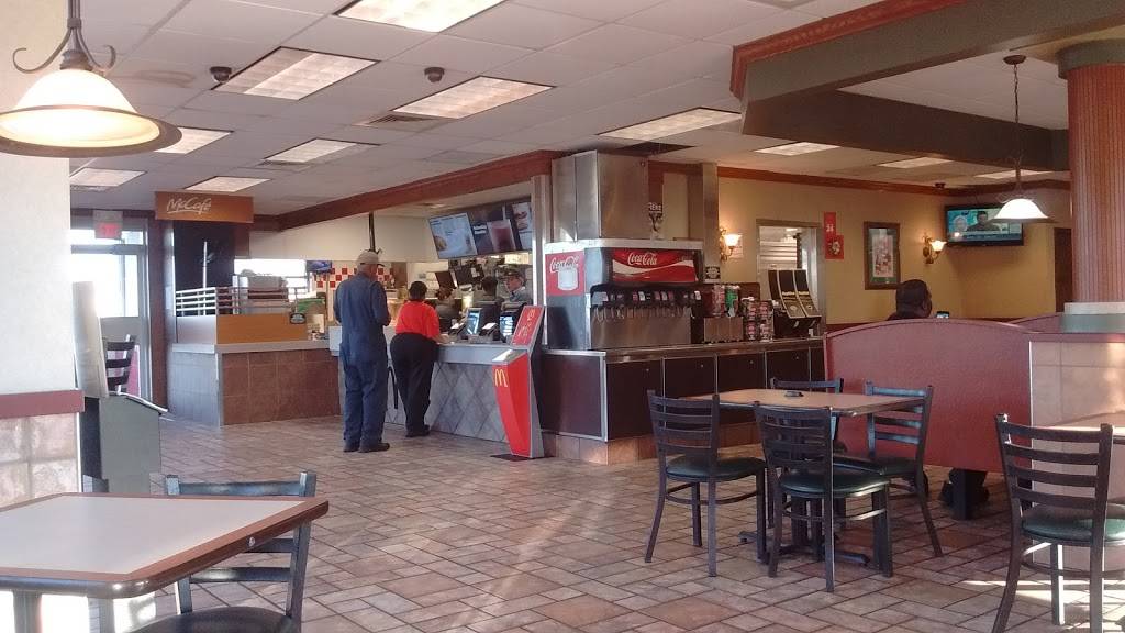 McDonalds | cafe | 202 Commonwealth Blvd E, Martinsville, VA 24112, USA | 2766384343 OR +1 276-638-4343
