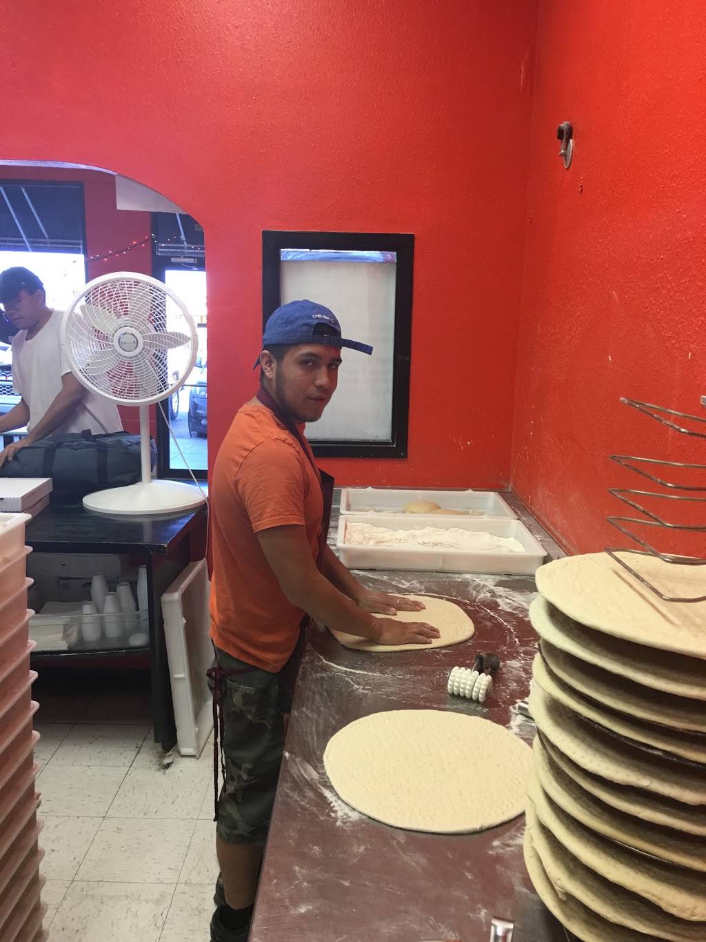 Pizza Pros | meal delivery | 10025 Dyer St, El Paso, TX 79924, USA | 9157553500 OR +1 915-755-3500