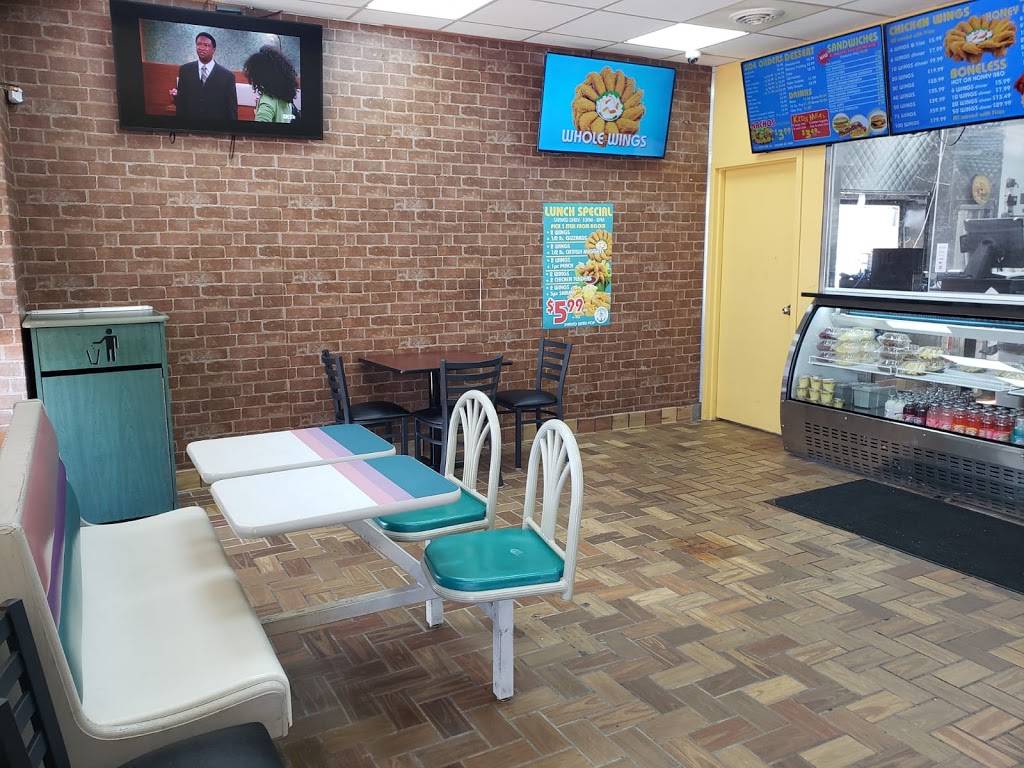 Sharks fish&chicken | restaurant | 1200 Broadway, Gary, IN 46407, USA | 2198889359 OR +1 219-888-9359