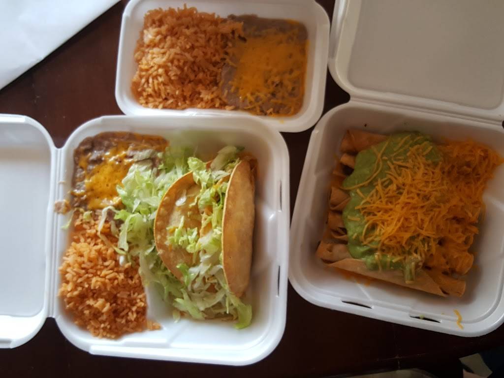 Federicos Mexican Food | restaurant | 20350 N Cave Creek Rd #140, Phoenix, AZ 85024, USA | 6029233585 OR +1 602-923-3585