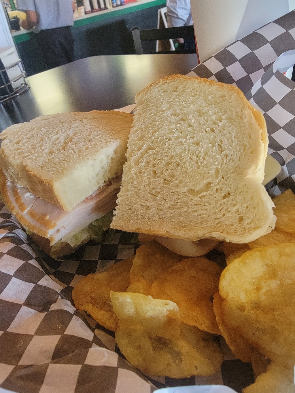 Shamuss Sandwich Shoppe | restaurant | 13311 W Sunset Hwy, Airway Heights, WA 99001, USA | 5098639865 OR +1 509-863-9865