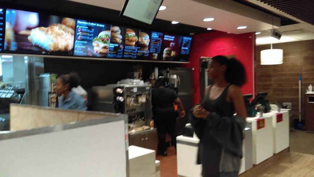 McDonalds | cafe | 200 NE 167th St, North Miami Beach, FL 33162, USA | 3059402092 OR +1 305-940-2092