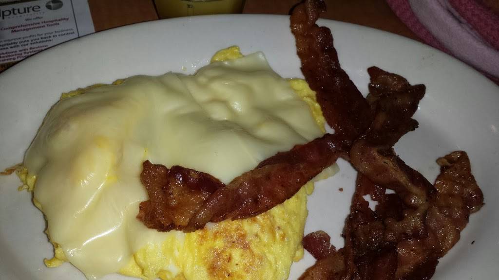 Fame Restaurant | restaurant | 1070 White Horse Ave, Trenton, NJ 08610, USA | 6095851372 OR +1 609-585-1372