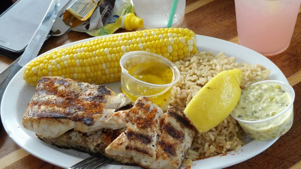 Braccos | restaurant | 319 Woodcleft Ave, Freeport, NY 11520, USA | 5163786589 OR +1 516-378-6589