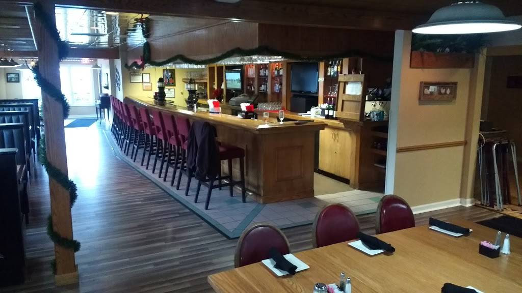 Dinos Restaurant | restaurant | 2113 NY-7, Troy, NY 12180, USA | 5186630131 OR +1 518-663-0131