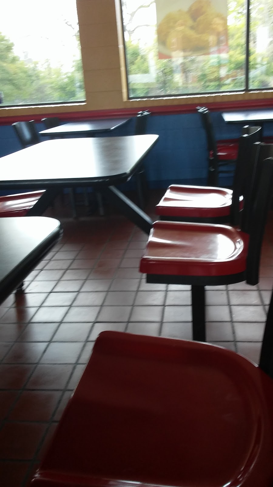 Churchs Chicken | restaurant | 101 S Prairie St, Union Springs, AL 36089, USA | 3347383494 OR +1 334-738-3494