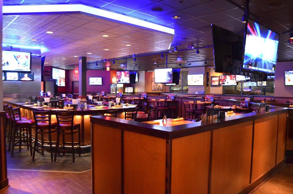 Glory Days Grill | restaurant | 1400 North Point Village Center, Reston, VA 20190, USA | 5719269700 OR +1 571-926-9700