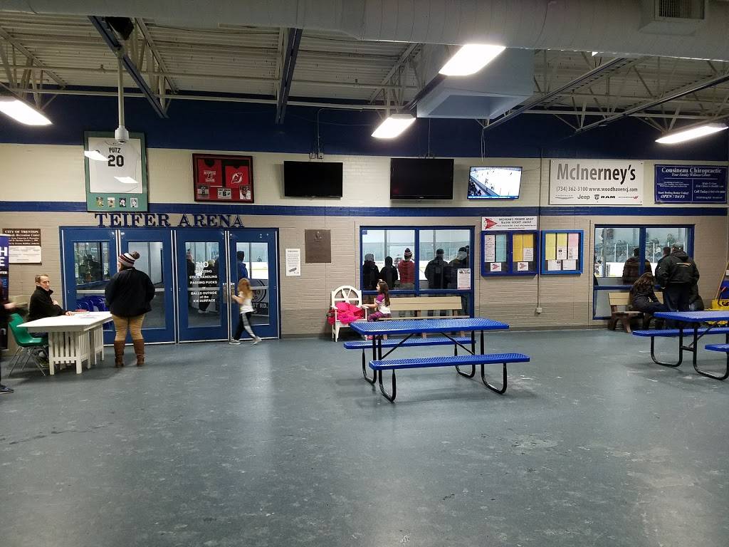 Kennedy Ice Arena & Aquatic Center | restaurant | 3101 West Rd, Trenton, MI 48183, USA | 7346767172 OR +1 734-676-7172