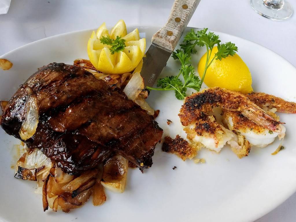 Nautilus Cafe | restaurant | 6100, 46, Woodcleft Ave, Freeport, NY 11520, USA | 5163792566 OR +1 516-379-2566